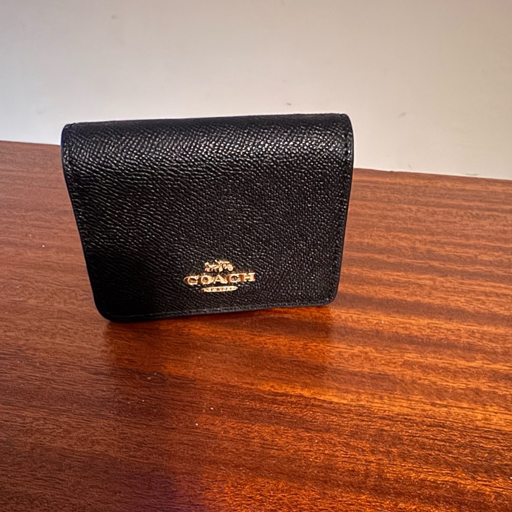 Coach wallet on chain